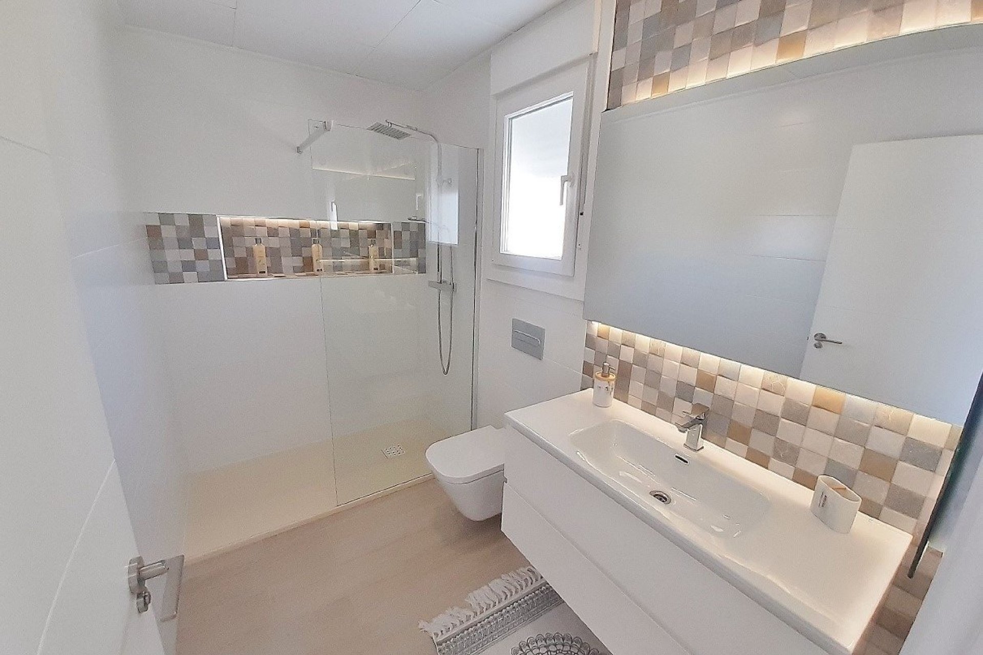 New Build - town house -
Avileses