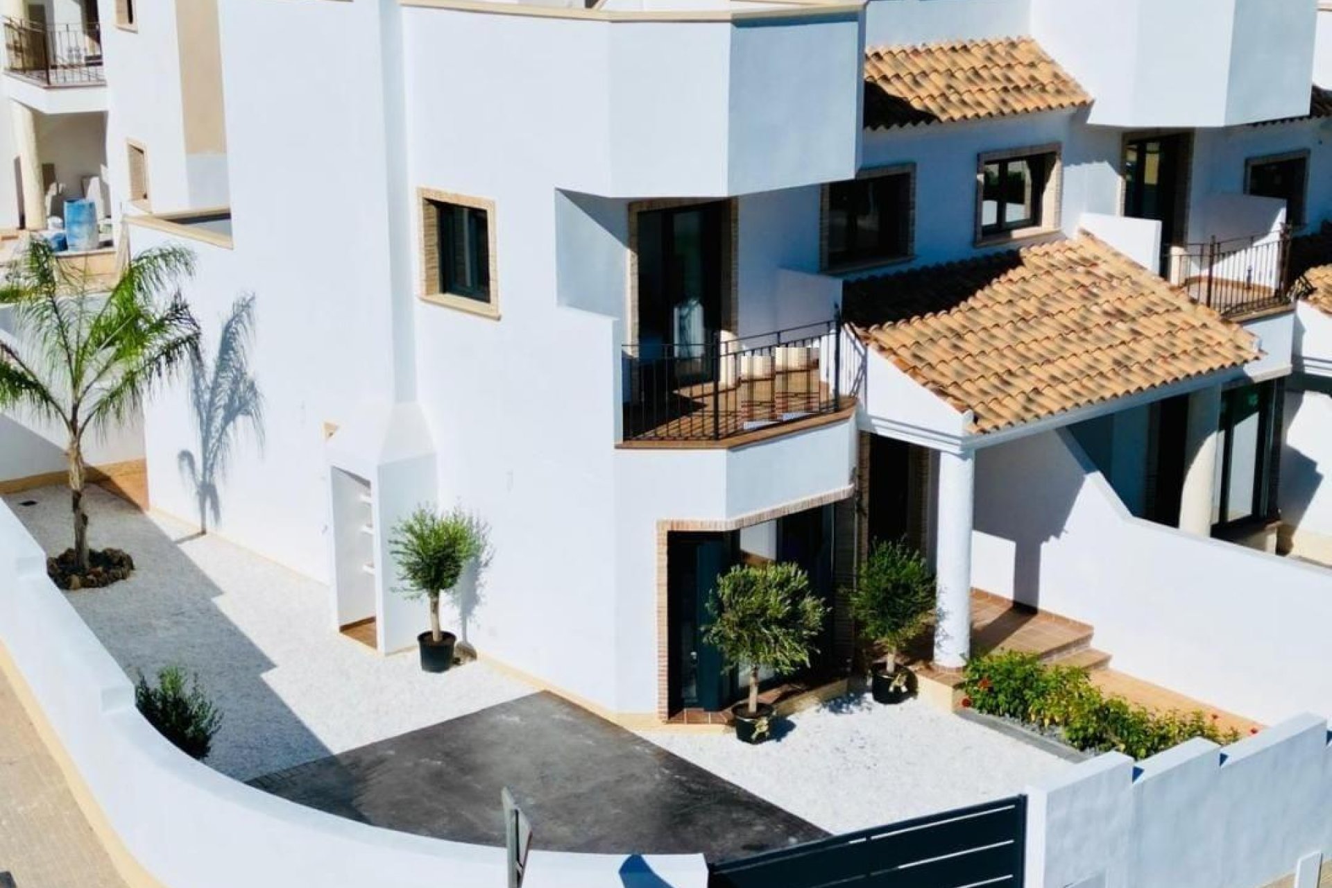 New Build - town house -
Cox - San Fernando