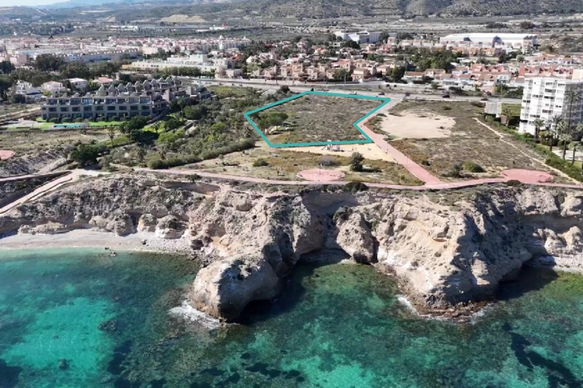 New Build - villa -
El Campello - Platja de L´Amerador