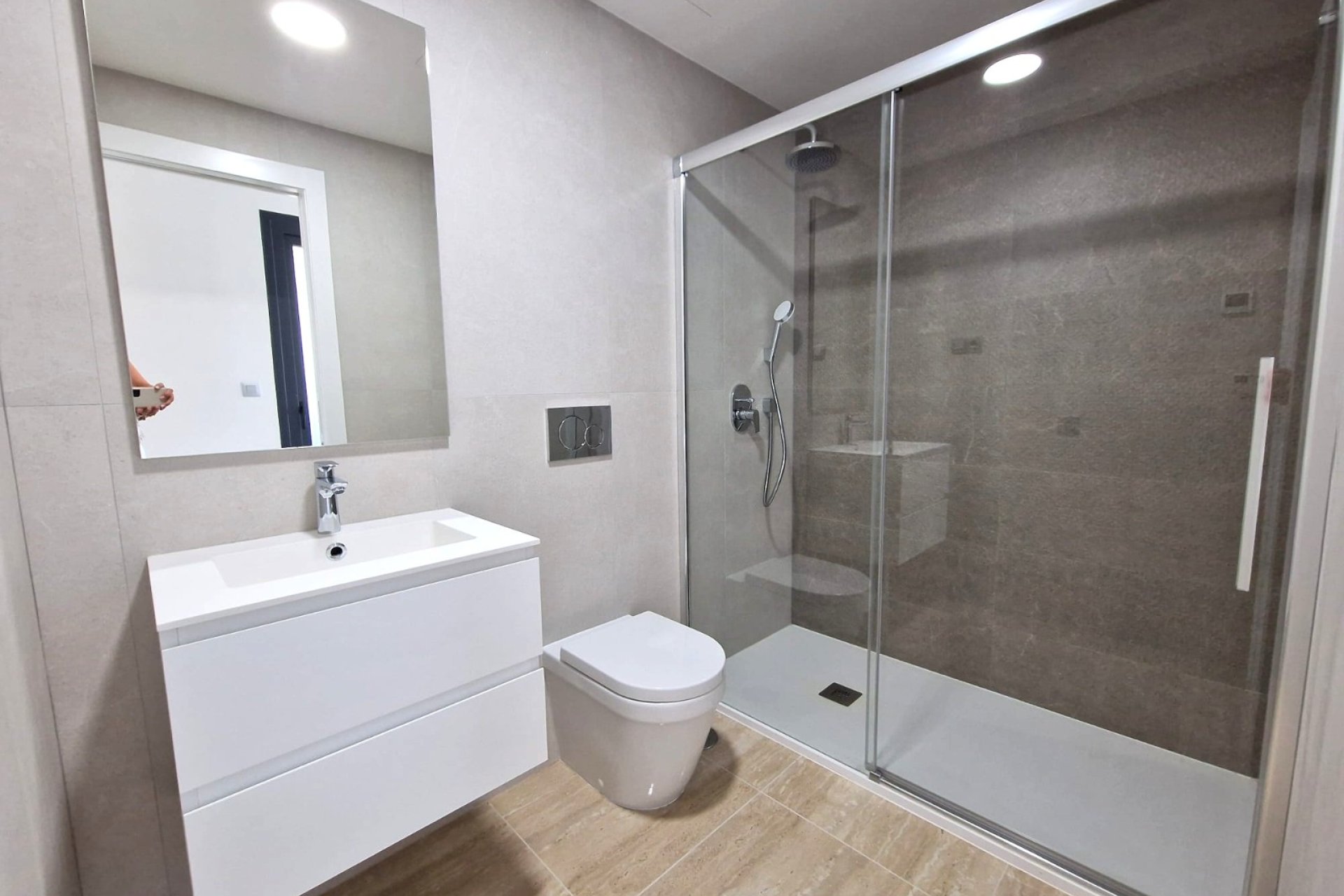 Nowy budynek - apartment -
Benidorm - Poniente