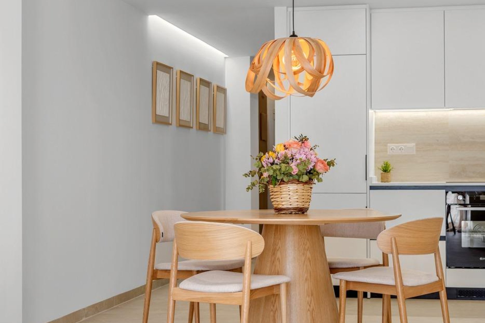 Nowy budynek - apartment -
Jacarilla - pueblo