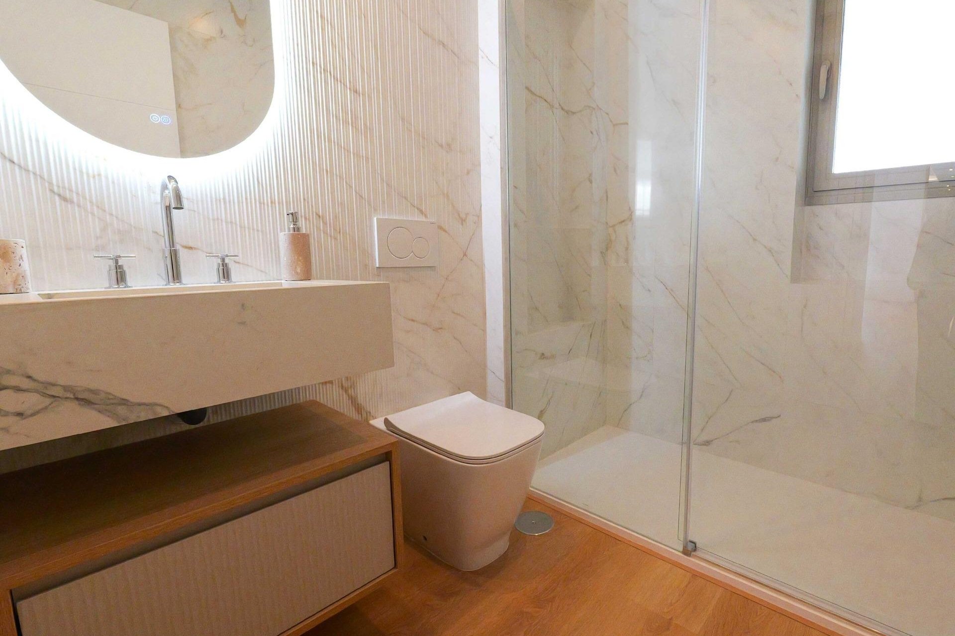 Nowy budynek - apartment -
La Manga del Mar Menor - Veneziola