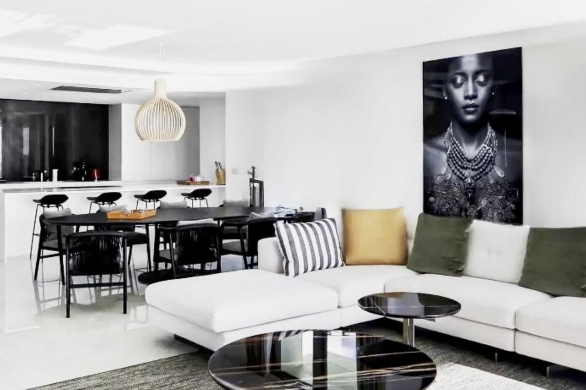 Nowy budynek - apartment -
Relleu - pueblo