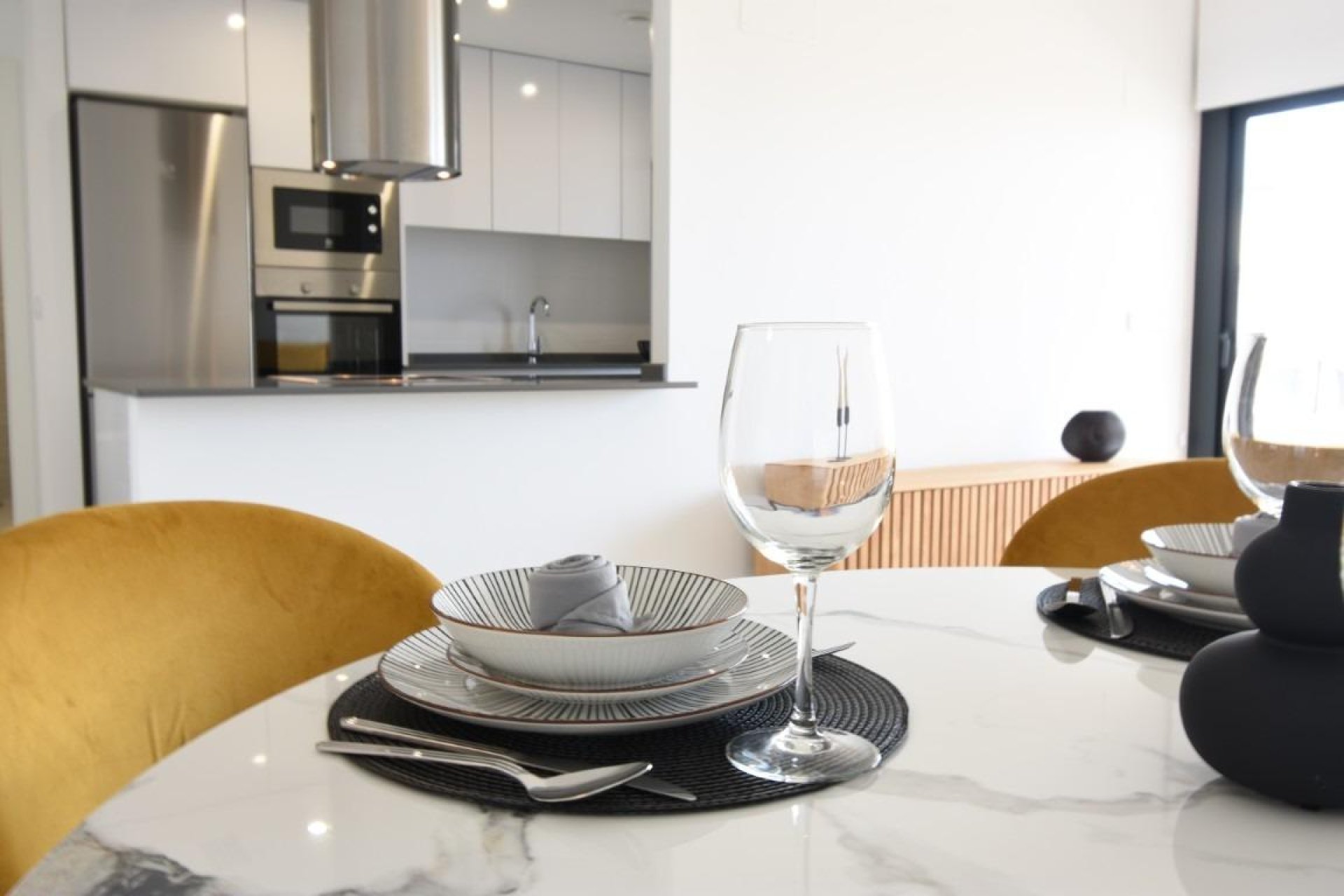 Nowy budynek - apartment -
San Miguel de Salinas - Pueblo