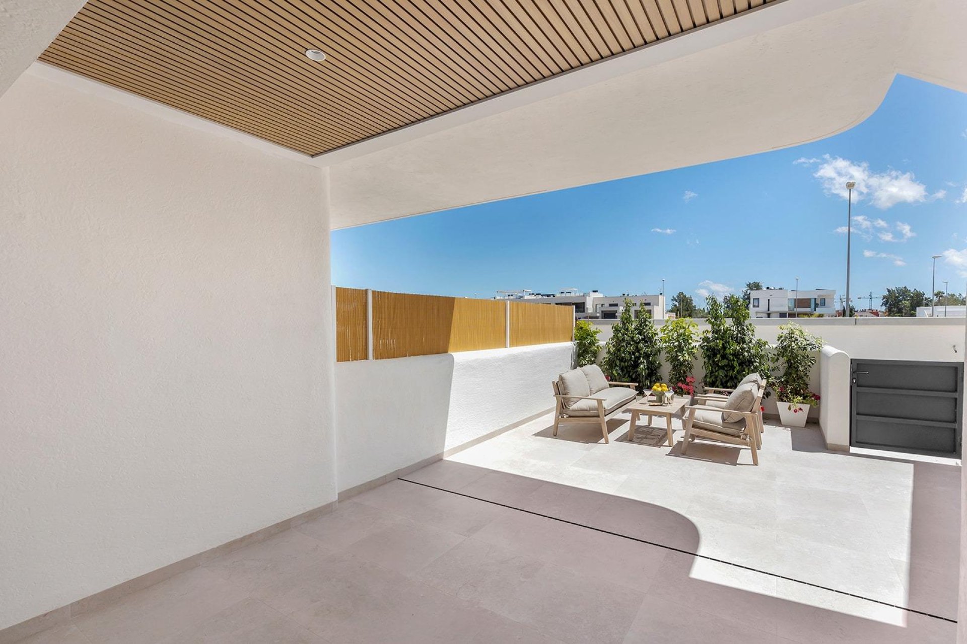 Nowy budynek - Bungalow -
Dolores - Sector 3