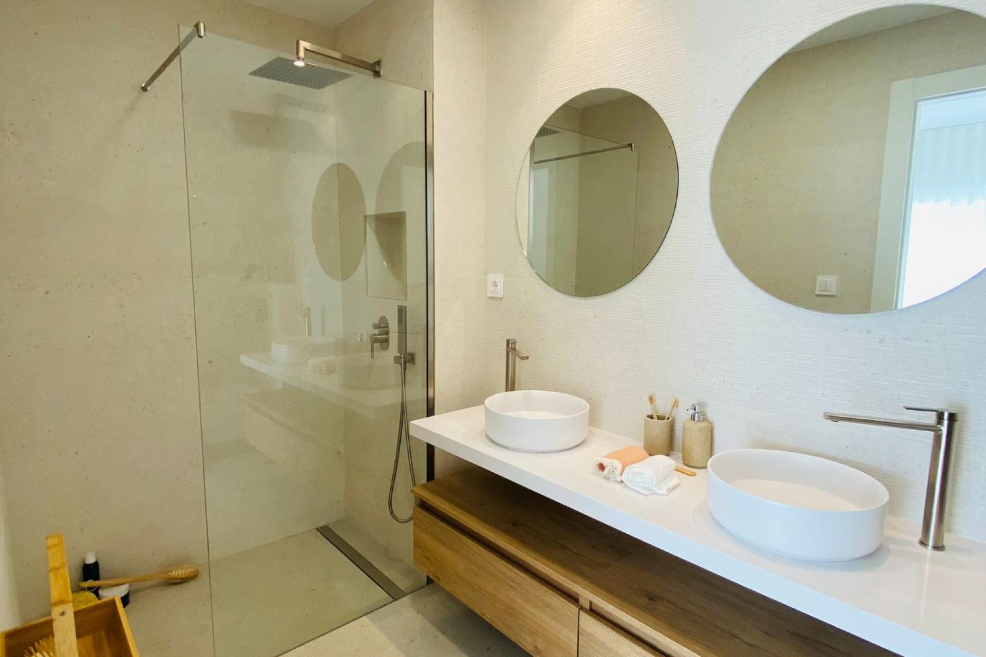 Nowy budynek - Bungalow -
Pilar de la Horadada - pueblo