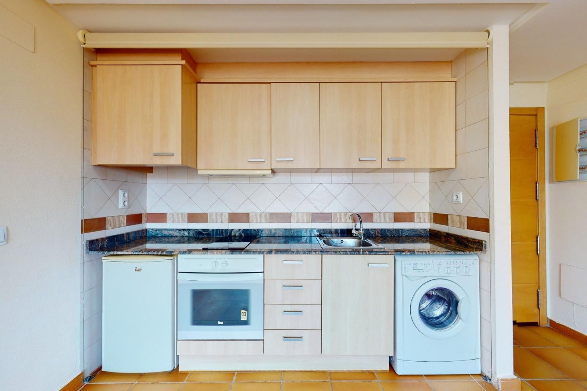 Nowy budynek - Daszek -
Archena - Villanueva del Rio Segura