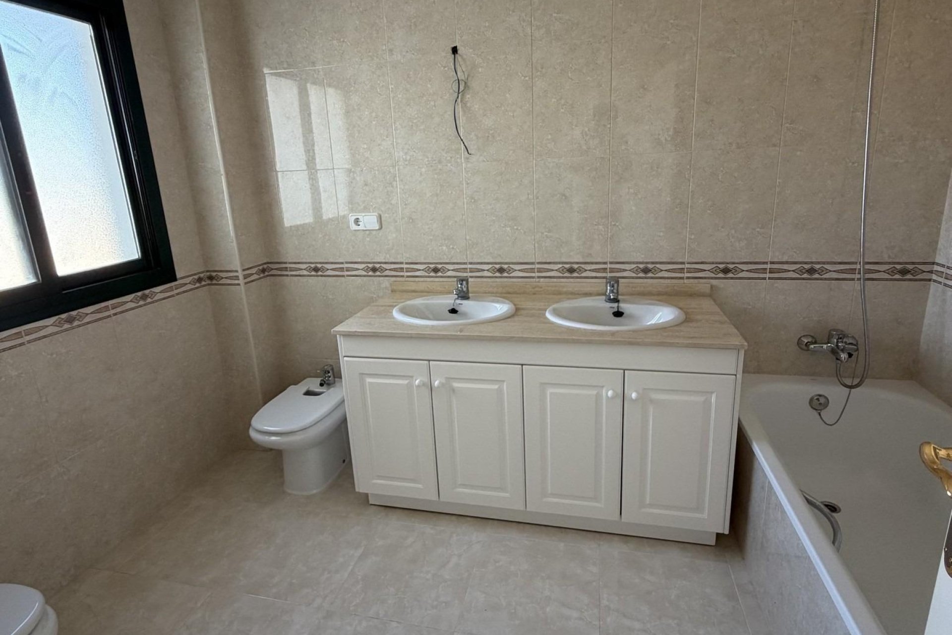 Nowy budynek - Daszek -
Orihuela Costa - Lomas de Campoamor