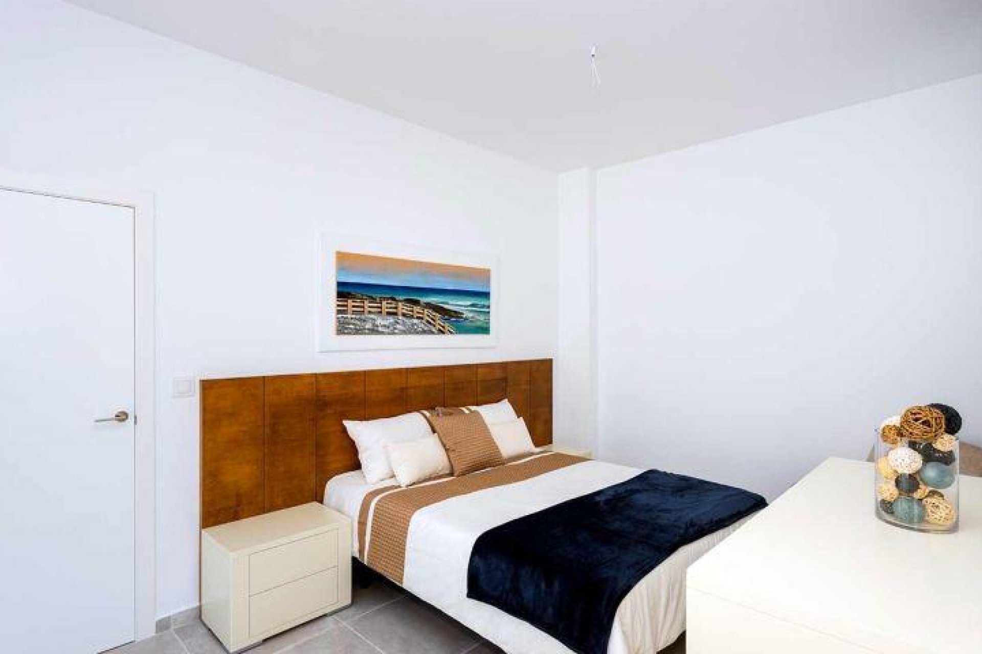 Nowy budynek - Quad House -
Daya Nueva - Centro