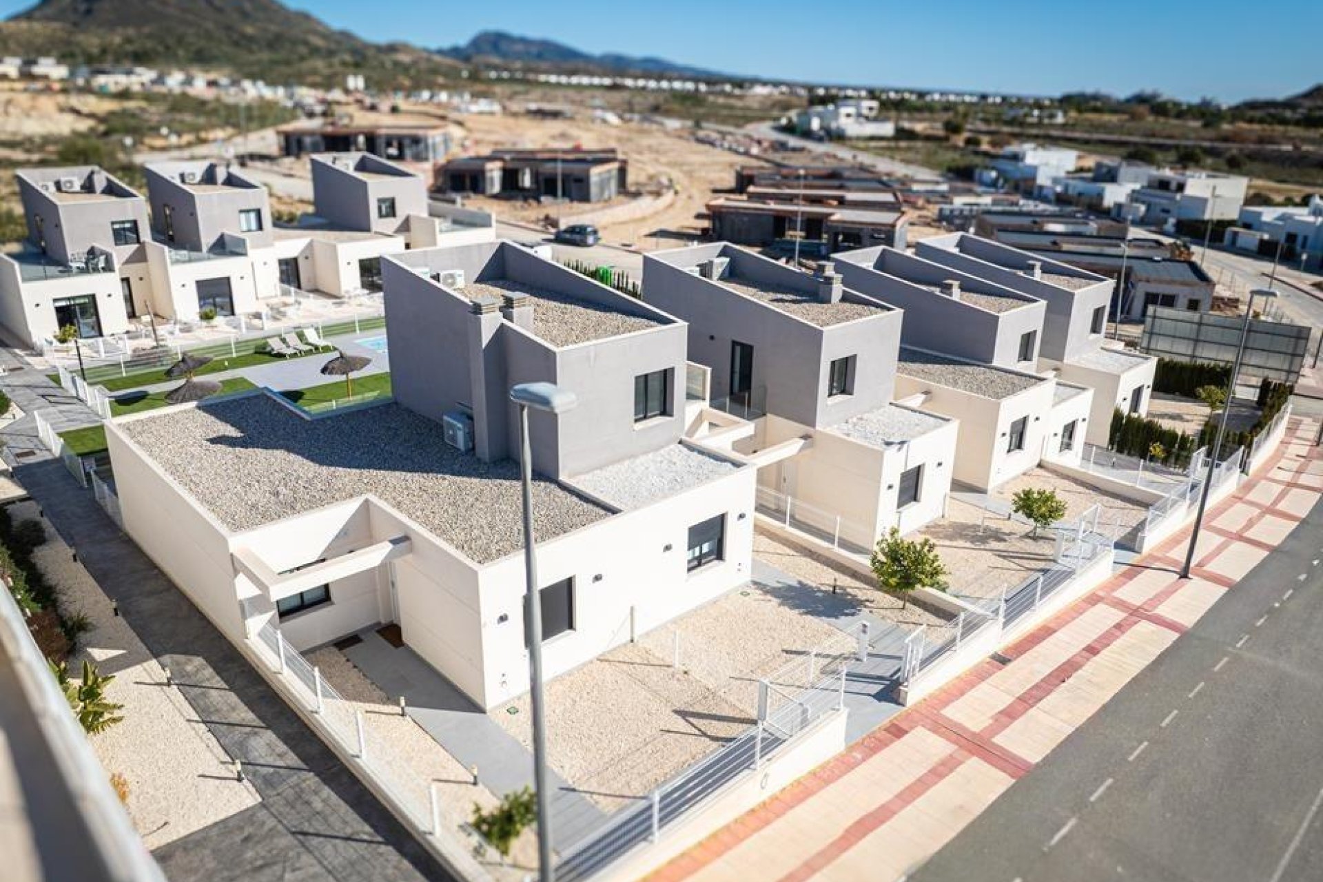 Nowy budynek - town house -
Baños y Mendigo - Altaona Golf