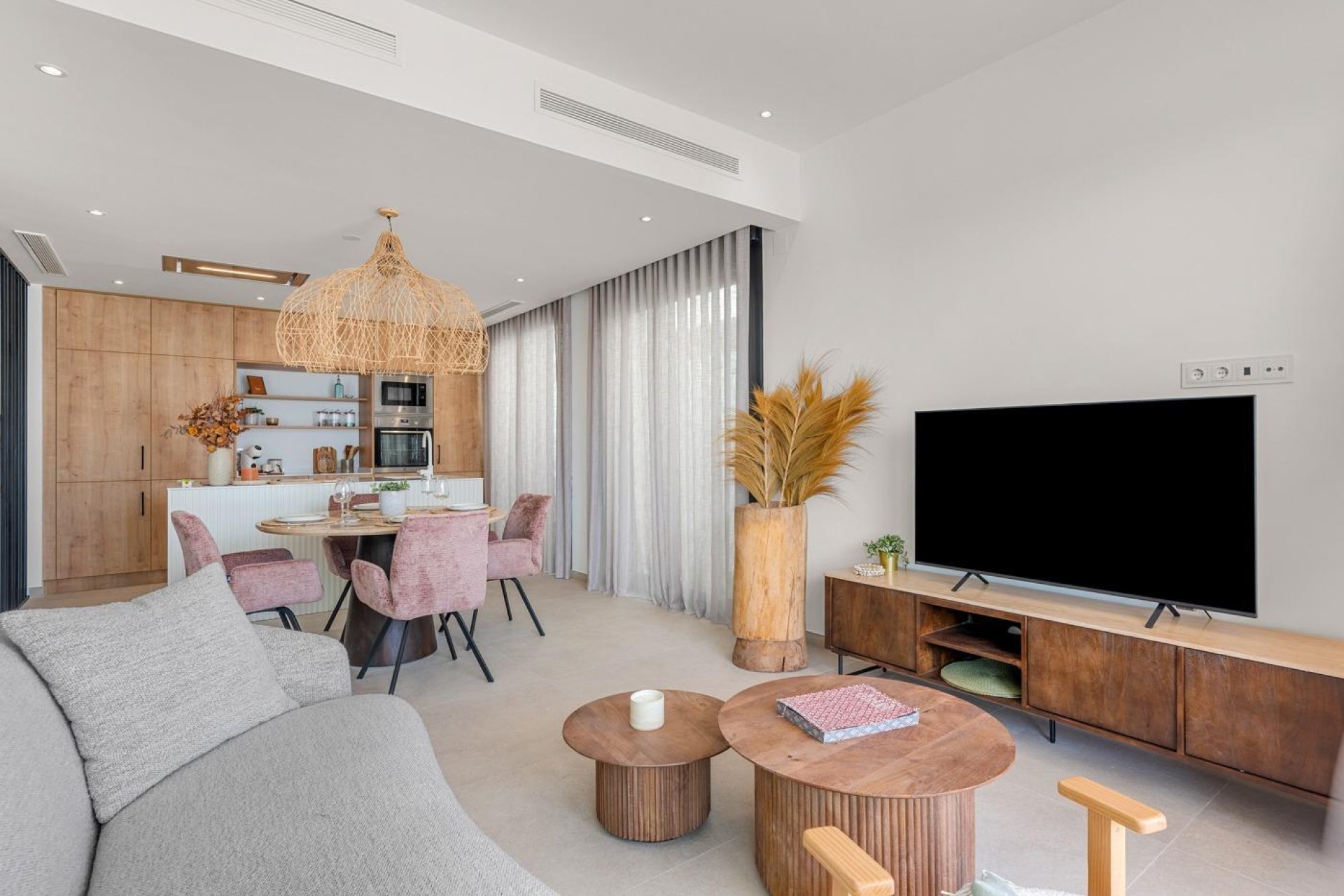 Nowy budynek - town house -
Dolores - Sector 3