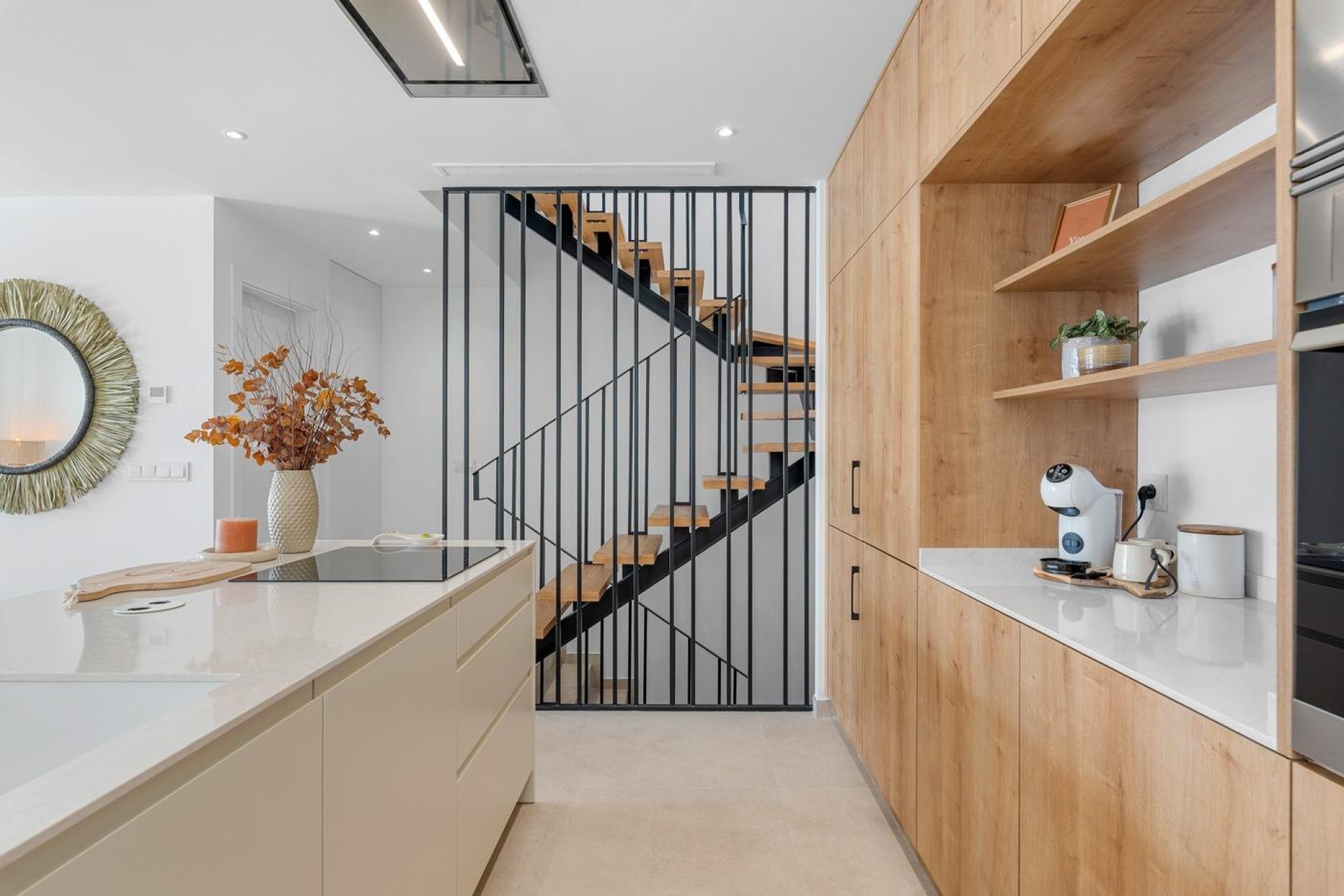 Nowy budynek - town house -
Dolores - Sector 3