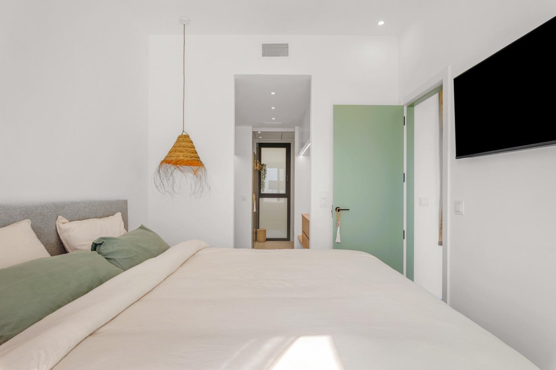 Nowy budynek - town house -
Dolores - Sector 3