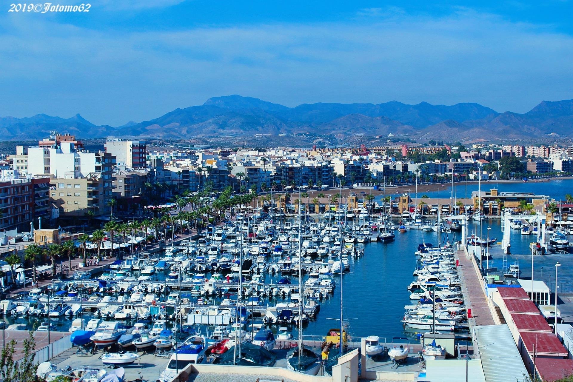 Nowy budynek - town house -
Fuente Álamo - La Pinilla