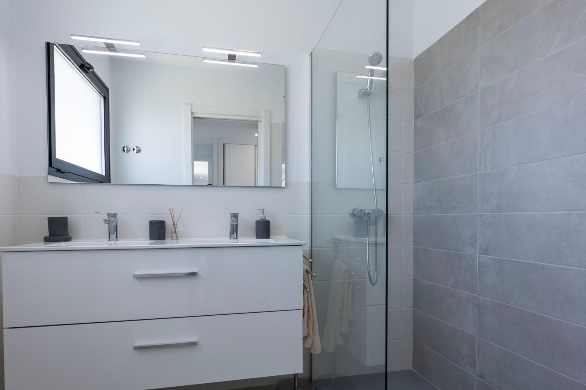 Nowy budynek - villa -
Calasparra - Coto Riñales