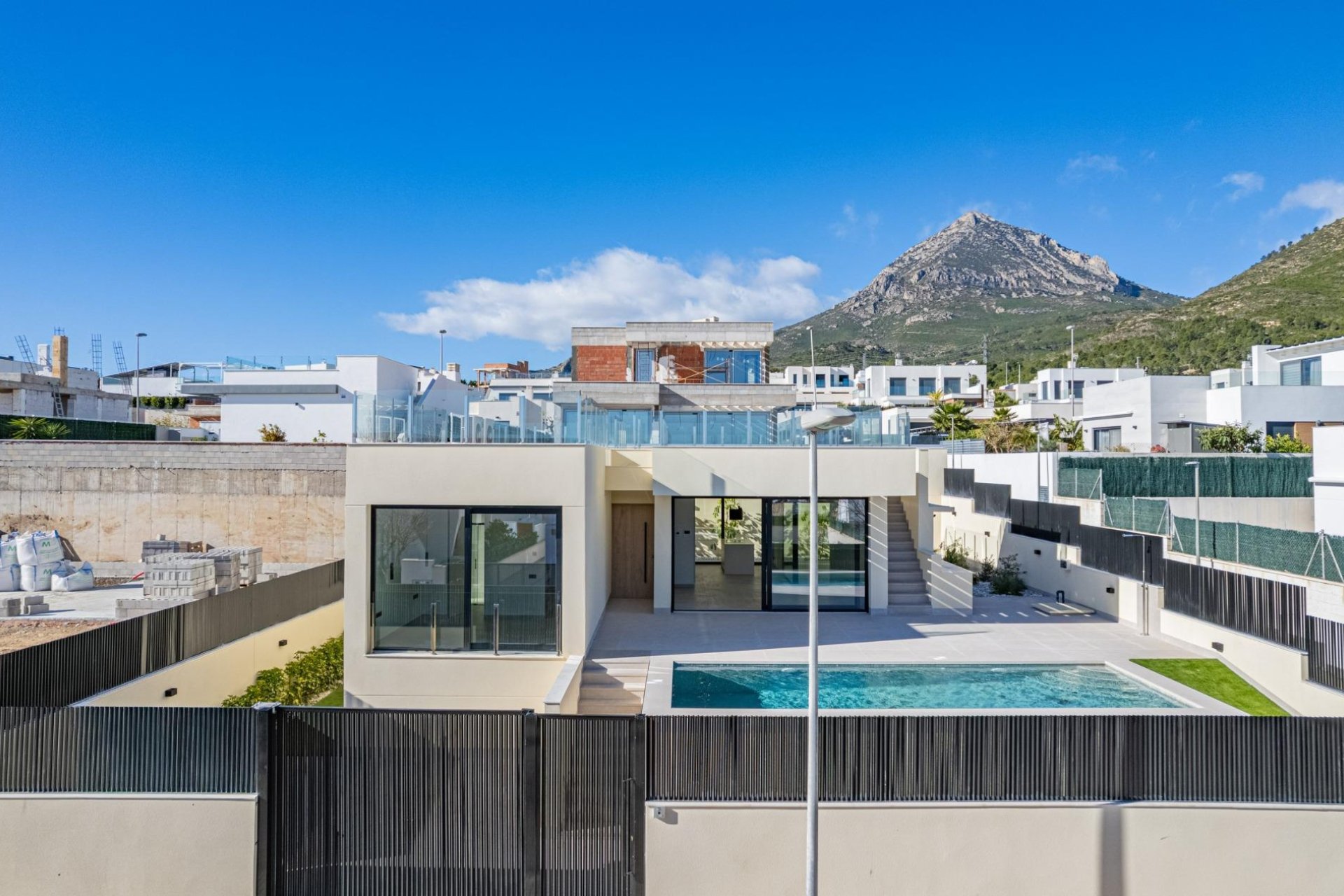 Nowy budynek - villa -
Polop - La Alberca