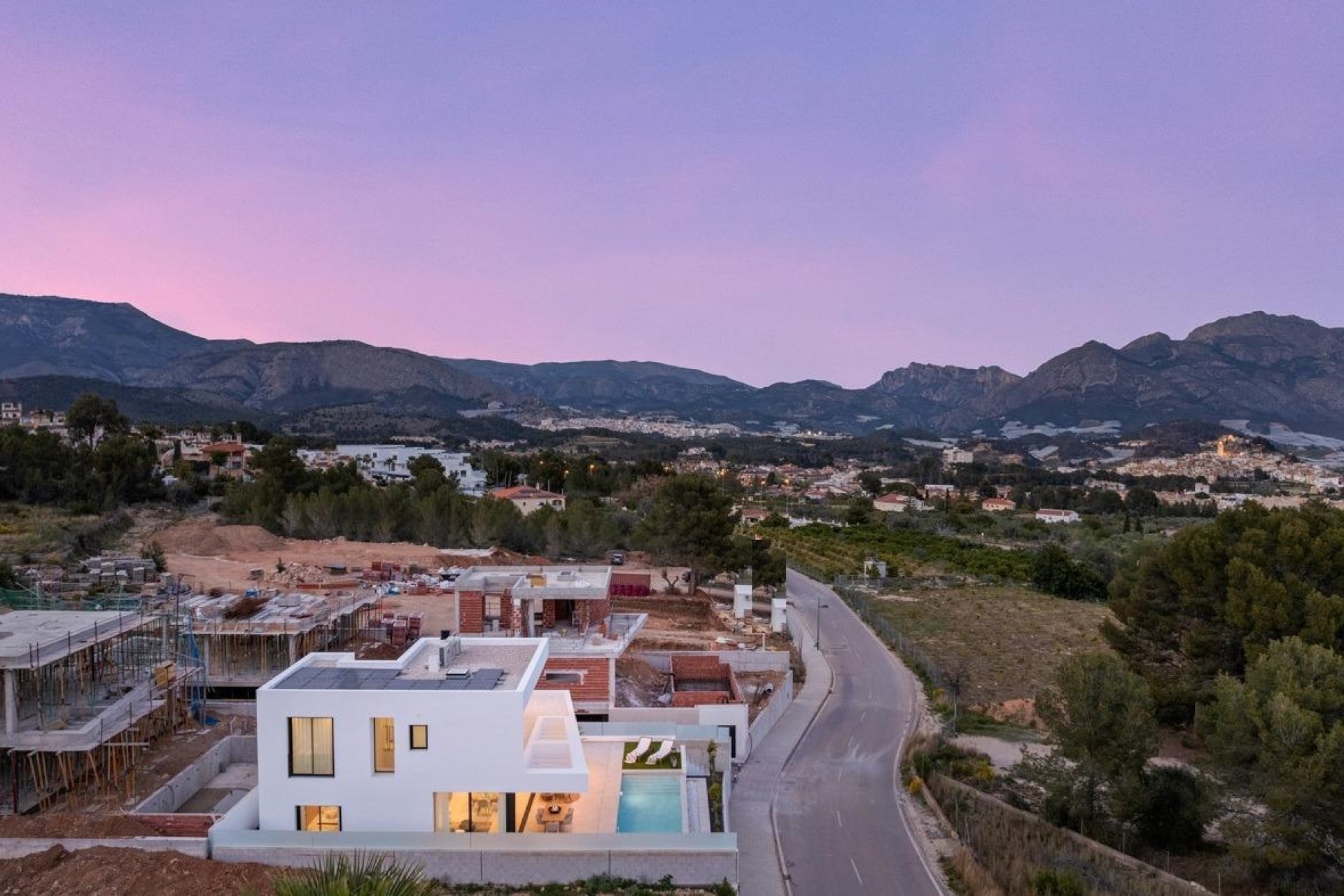 Nowy budynek - villa -
Polop - Urbanizaciones