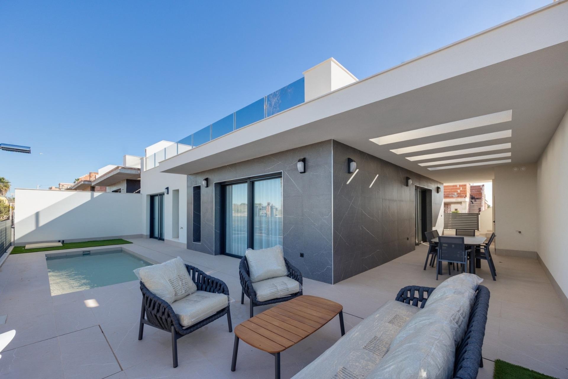 Nowy budynek - villa -
Torrevieja - Sector 25
