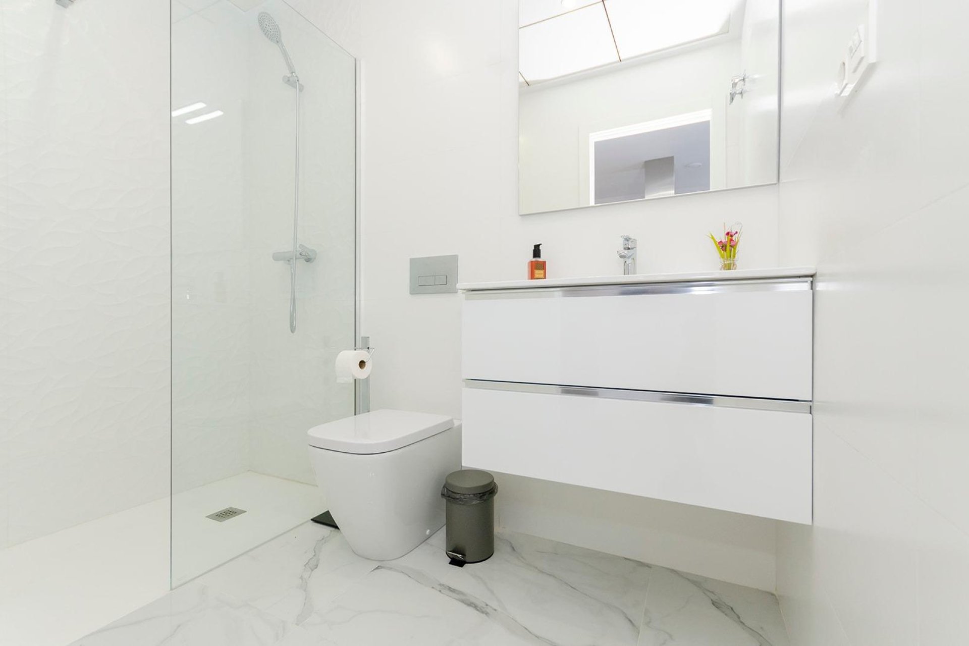 Nowy budynek - villa -
Torrevieja - Torretas