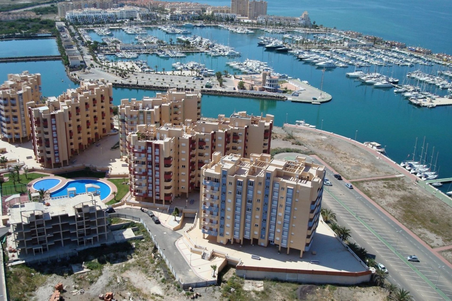 Obra nueva - apartment -
La Manga del Mar Menor - La Manga