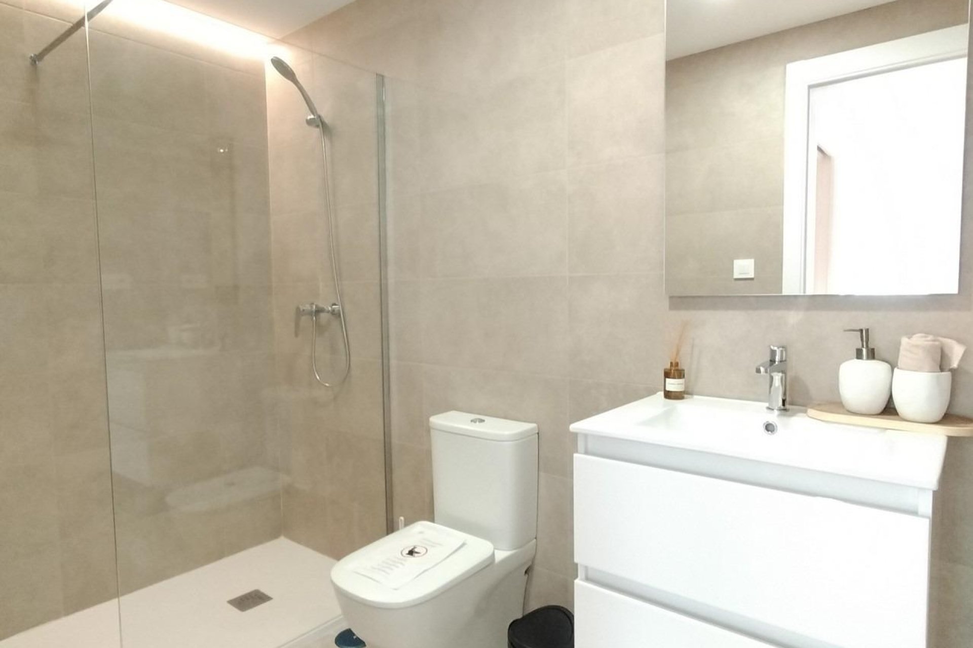 Obra nueva - apartment -
Monforte del Cid - Alenda Golf