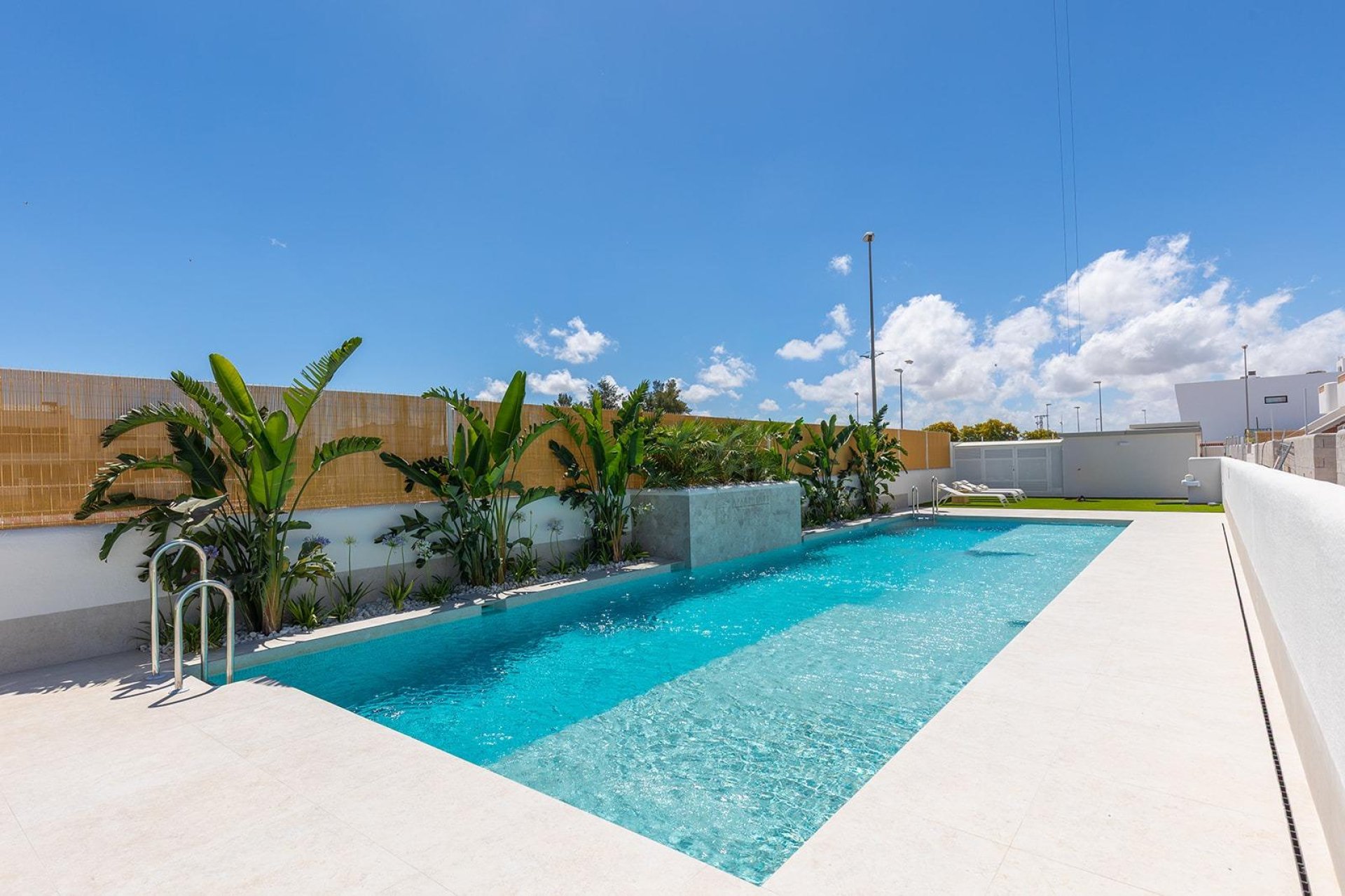 Obra nueva - Bungalow -
Dolores - Sector 3