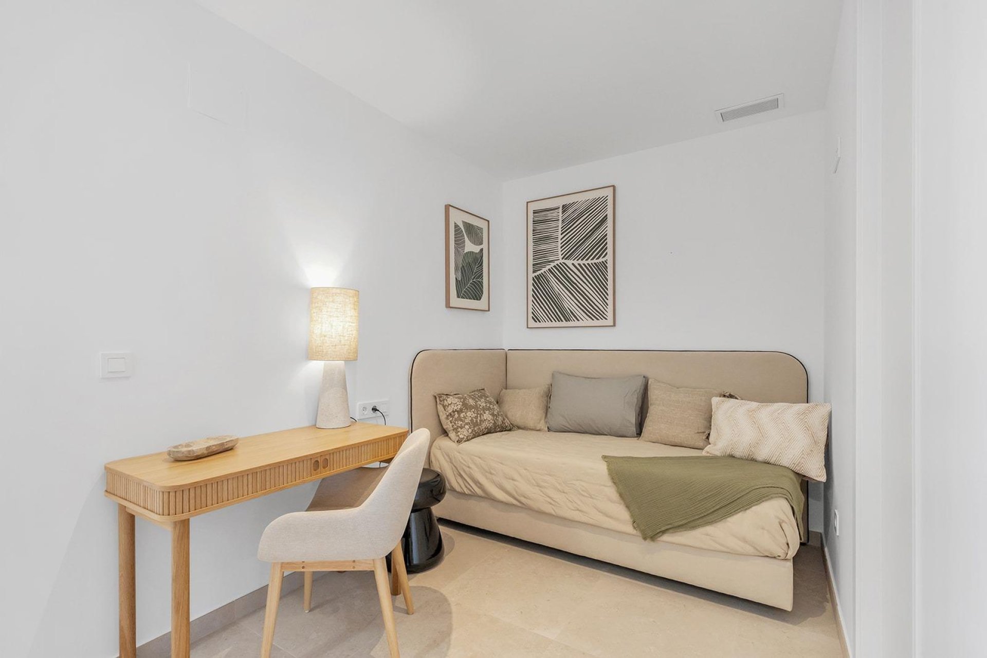 Obra nueva - Bungalow -
Dolores - Sector 3