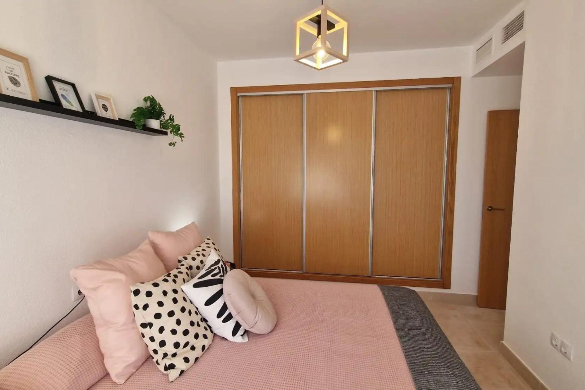 Obra nueva - villa -
Lorca - Purias