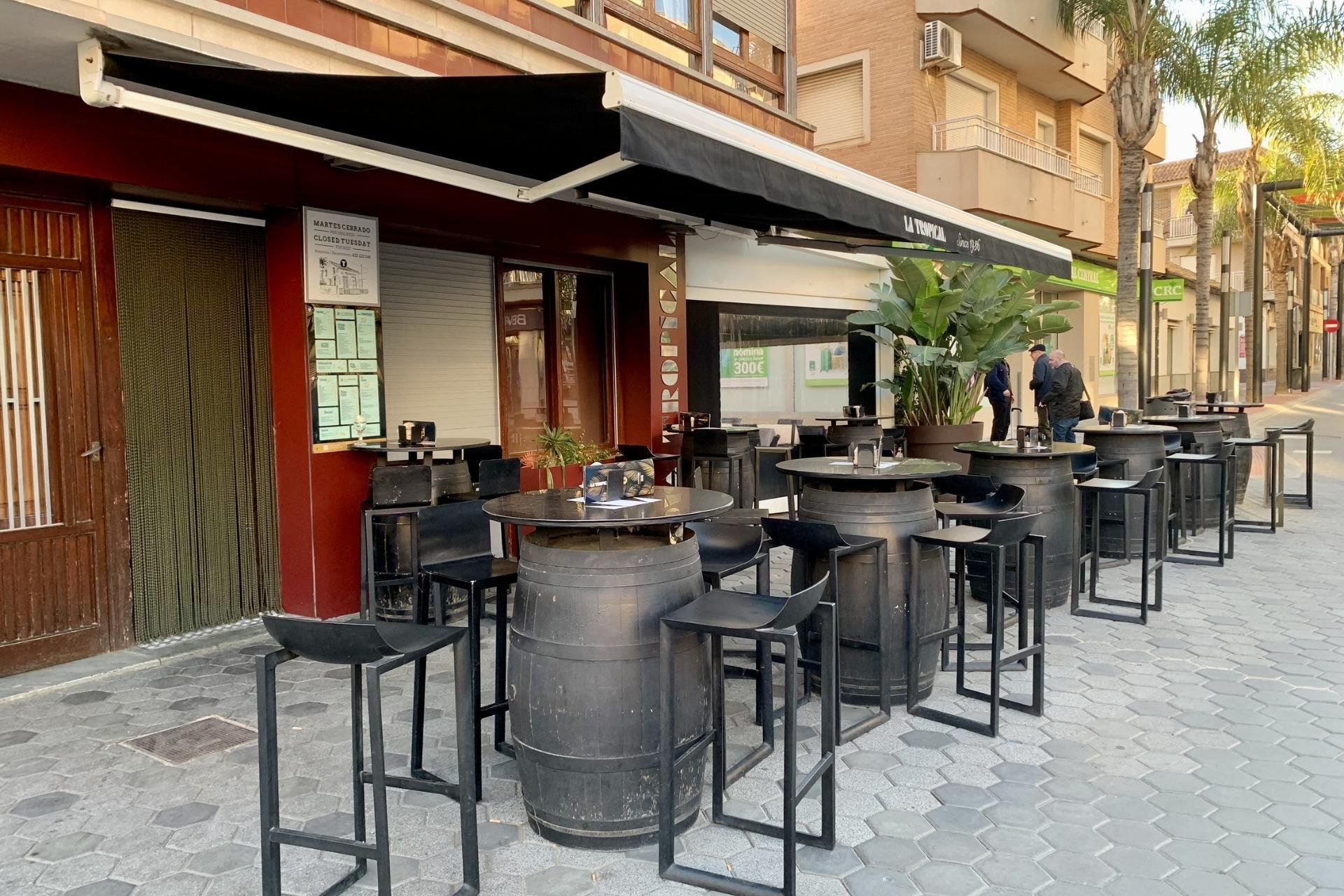 Obra nueva - villa -
Los Alcazares - Playa la Atascadera