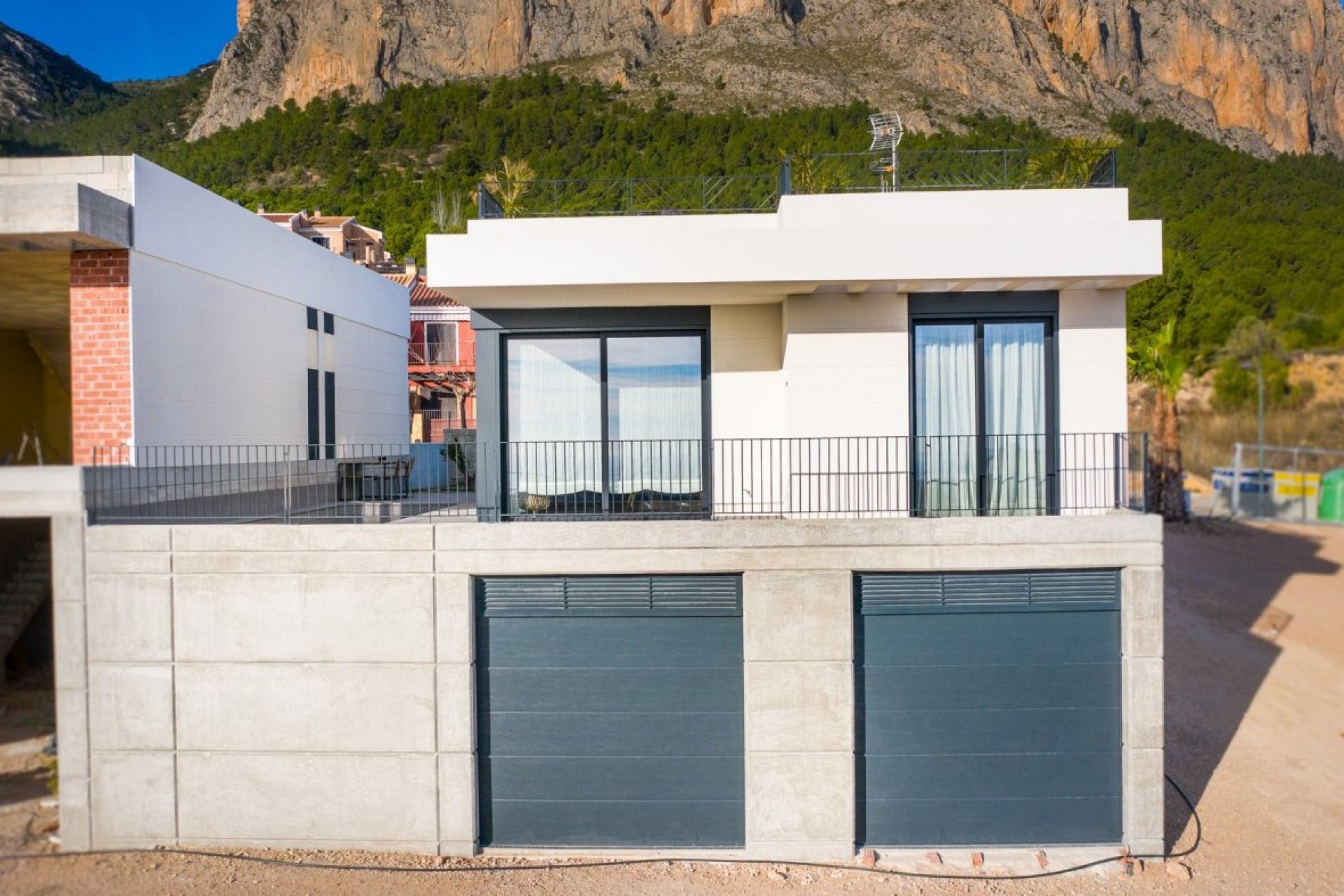 Obra nueva - villa -
Polop - Urbanizaciones