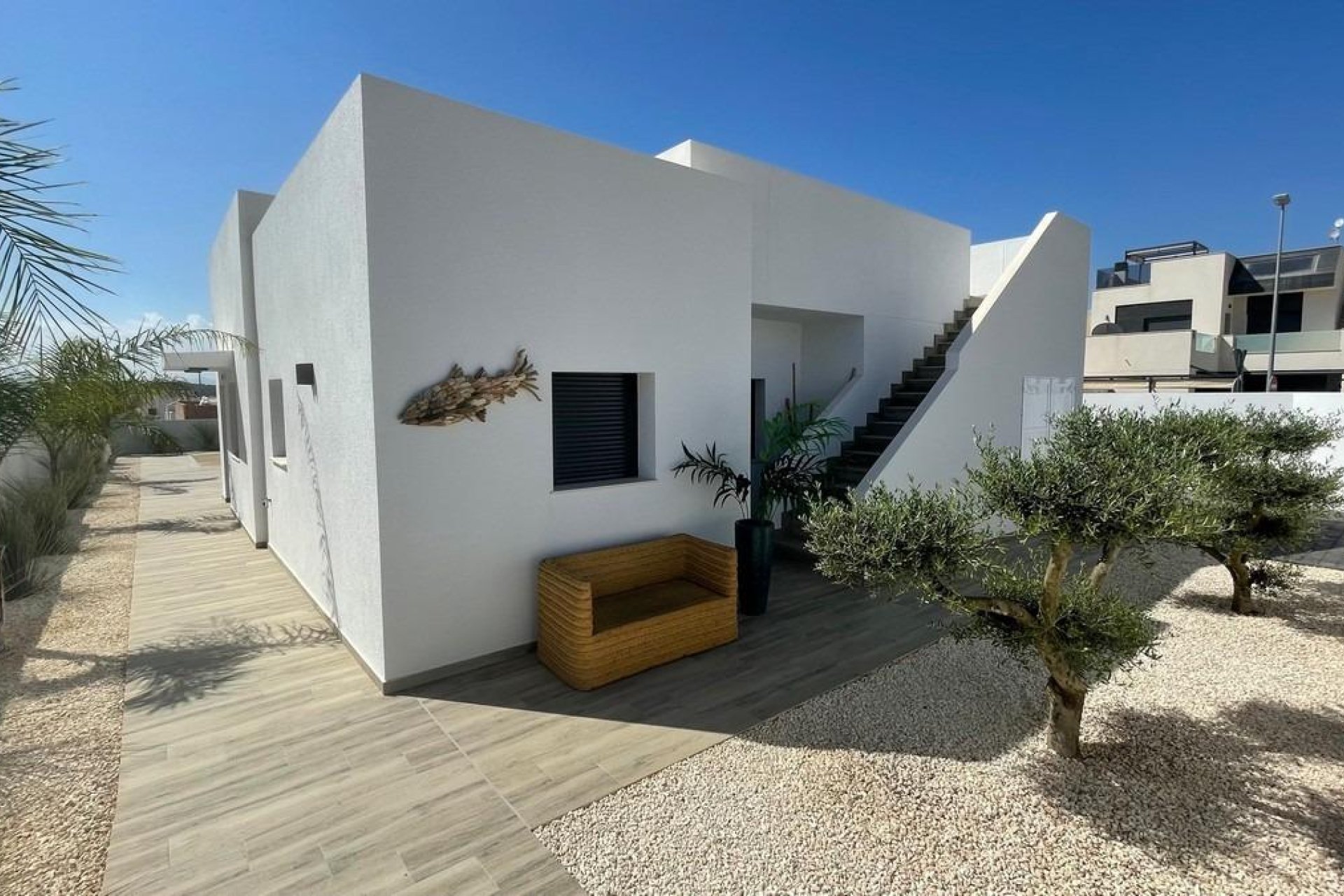 Obra nueva - villa -
Rafal - polideportivo
