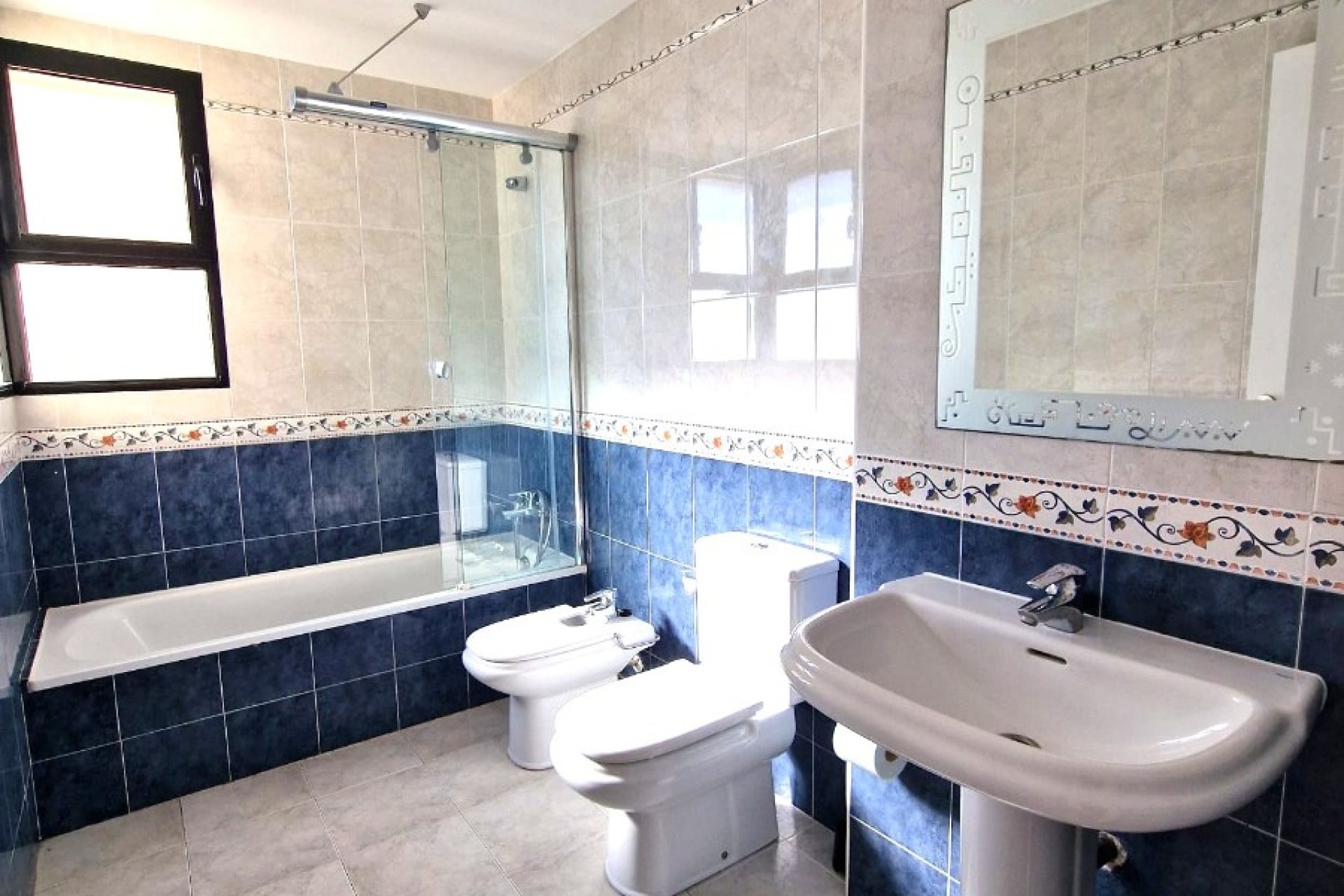 Odsprzedaż - apartment -
Villajoyosa - Puntes del Moro