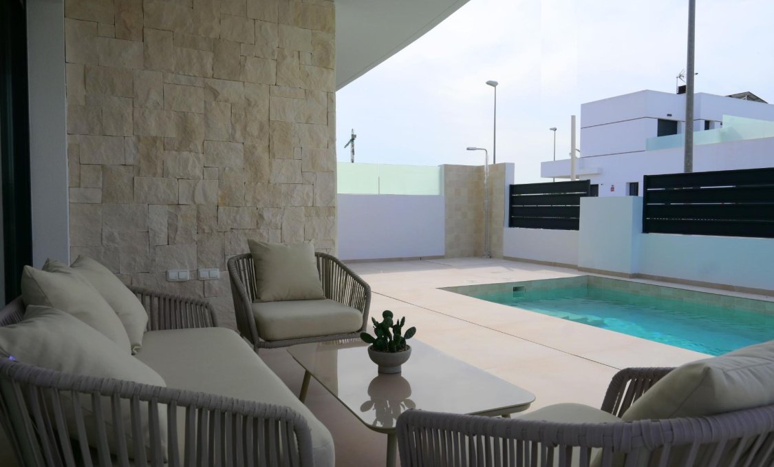 New Build - villa -
Dolores - polideportivo