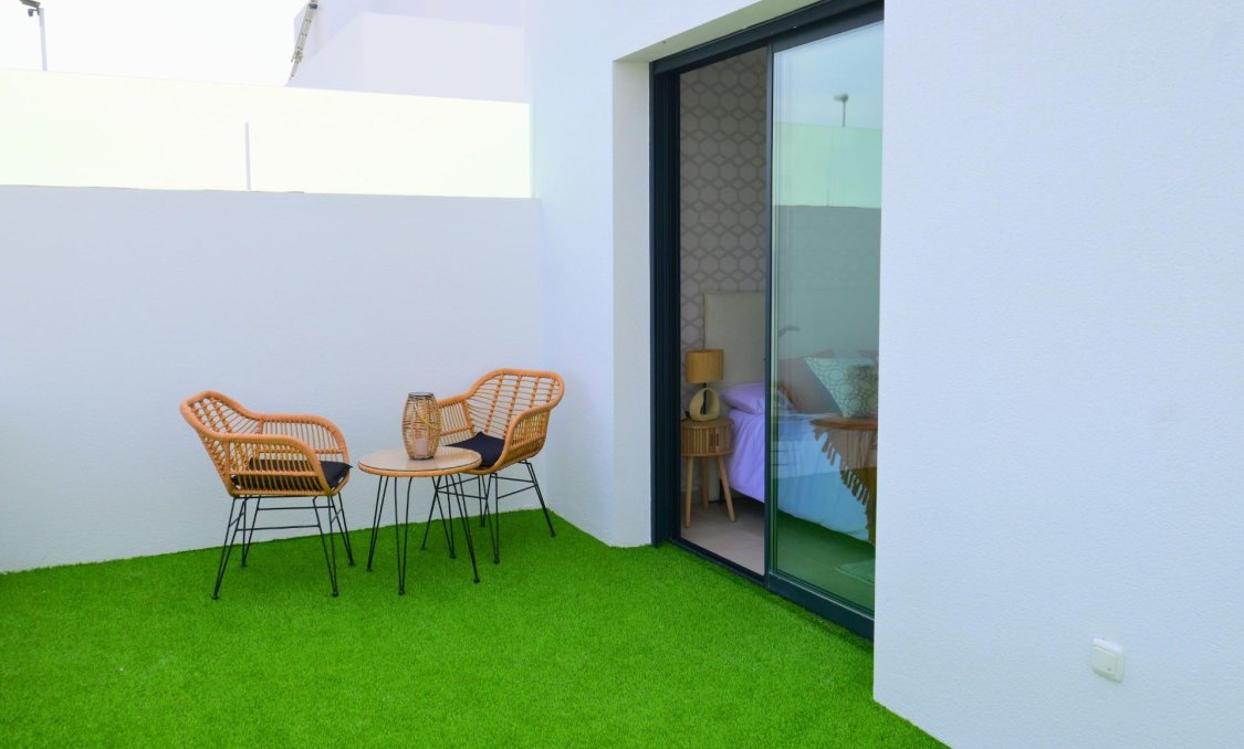 New Build - villa -
Dolores - polideportivo