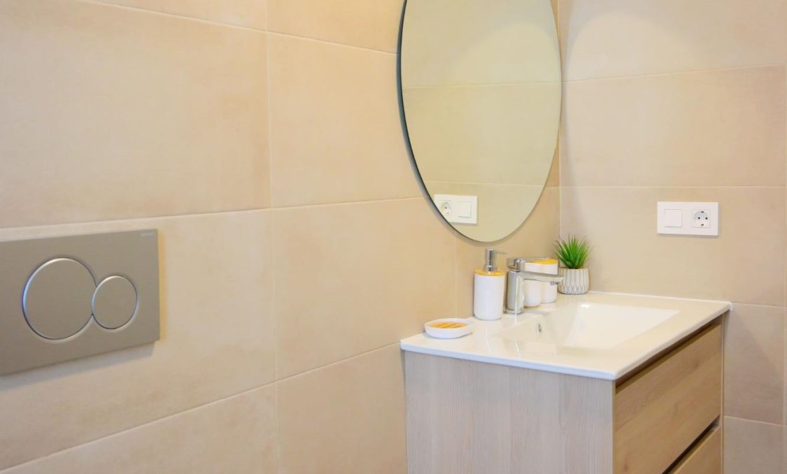 New Build - villa -
Dolores - polideportivo