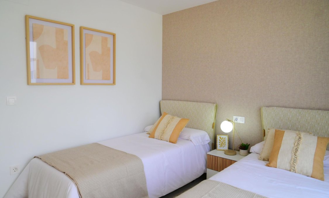 New Build - villa -
Dolores - polideportivo