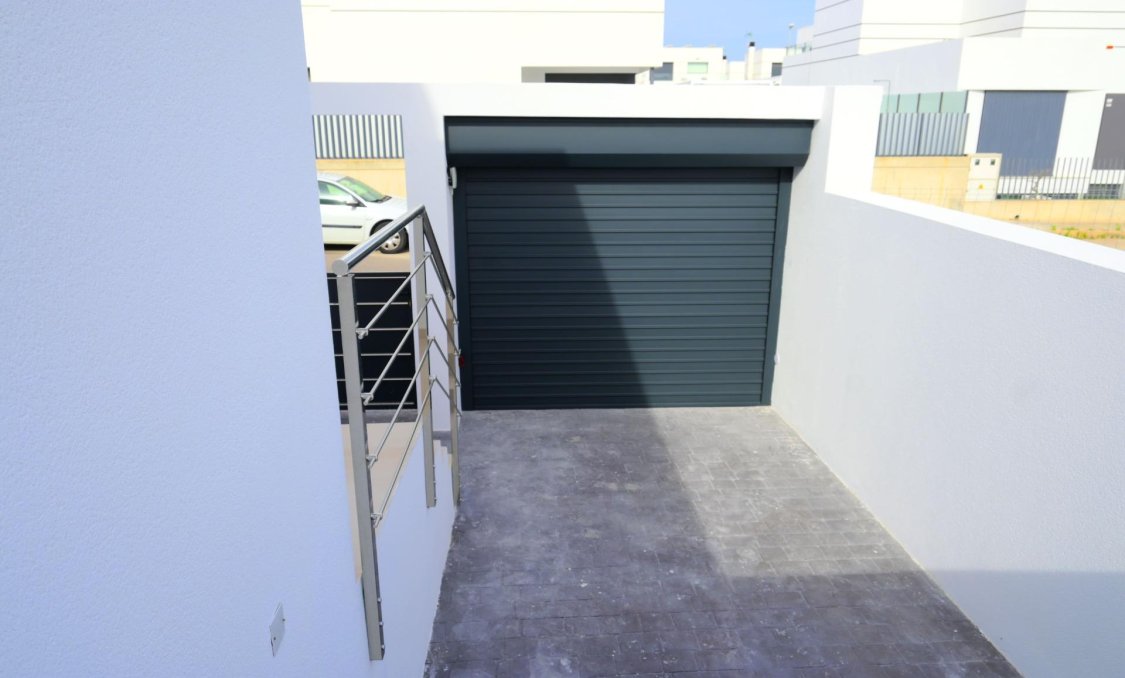 New Build - villa -
Dolores - polideportivo