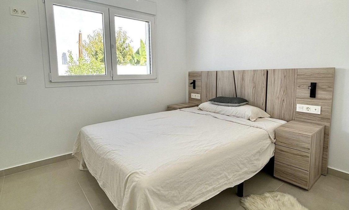 New Build - villa -
Benijofar - Pueblo