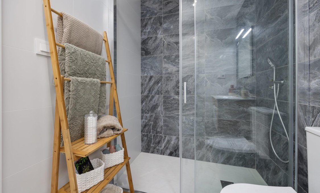 Obra nueva - apartment -
San Miguel de Salinas - Pueblo