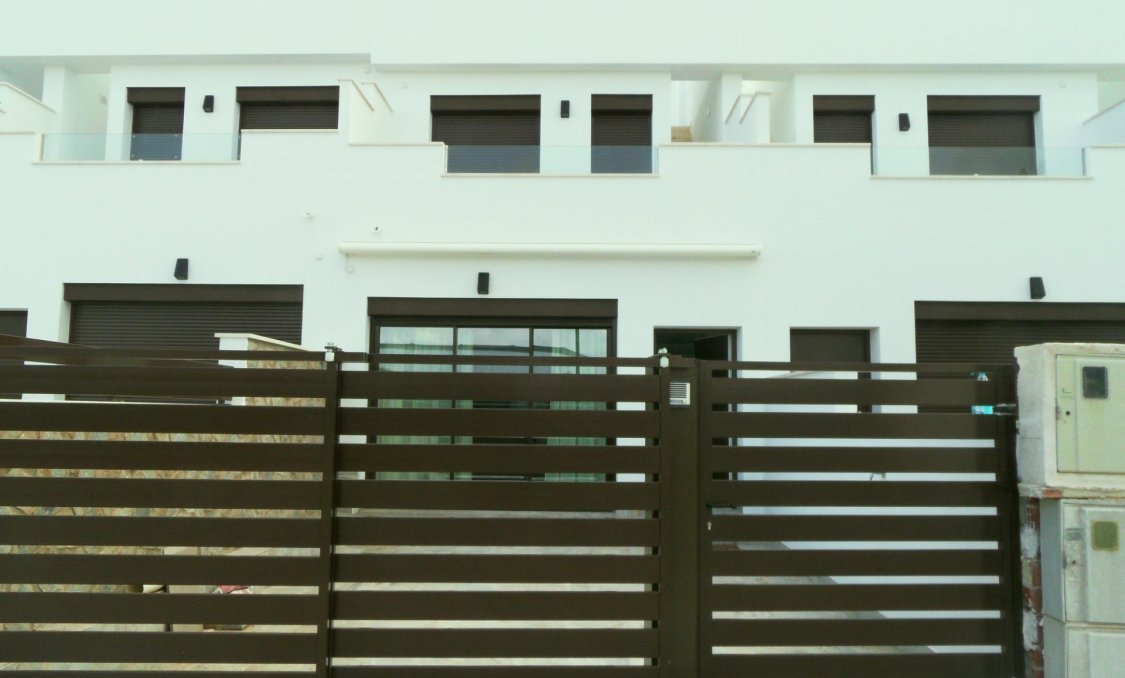 New Build - town house -
Pilar de la Horadada - parque Andromeda
