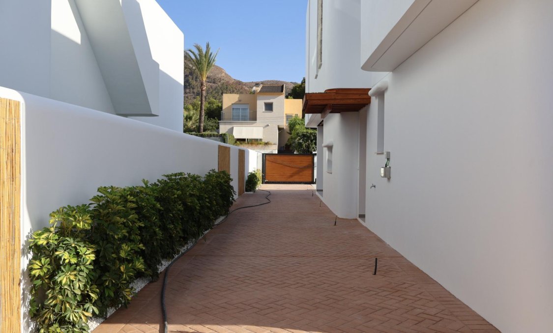 New Build - villa -
Alfas del Pí - El Albir