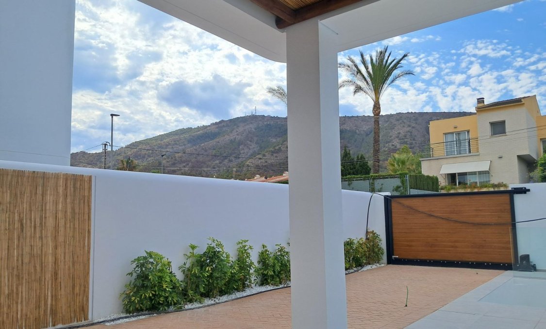 New Build - villa -
Alfas del Pí - El Albir