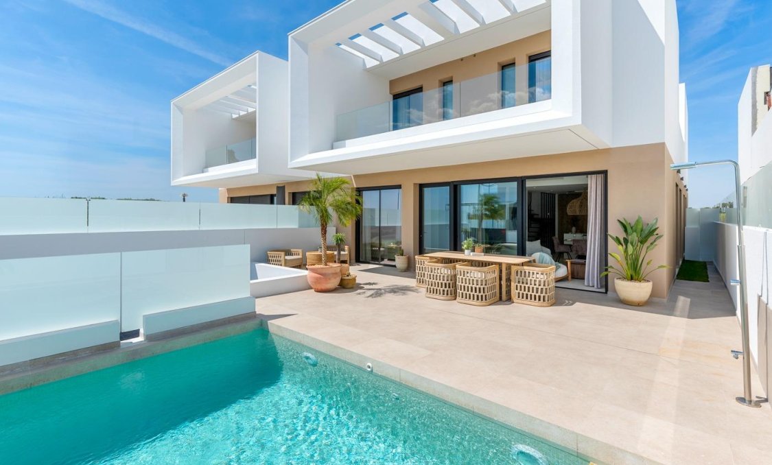 New Build - town house -
Dolores - Sector 3