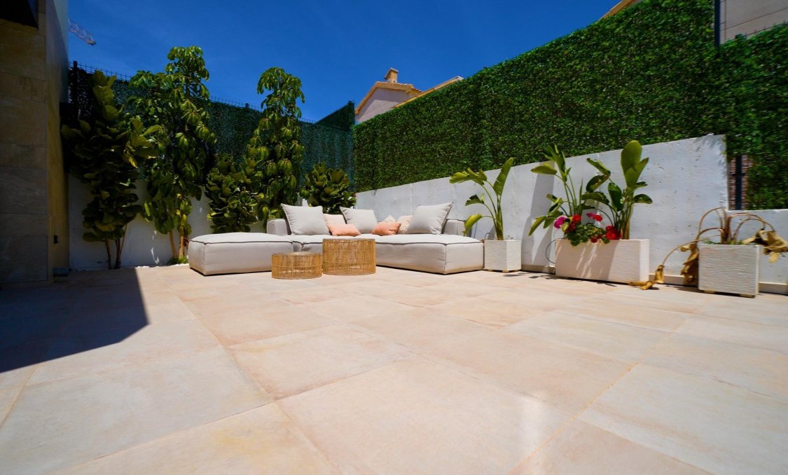 New Build - villa -
Orihuela Costa - Los Altos