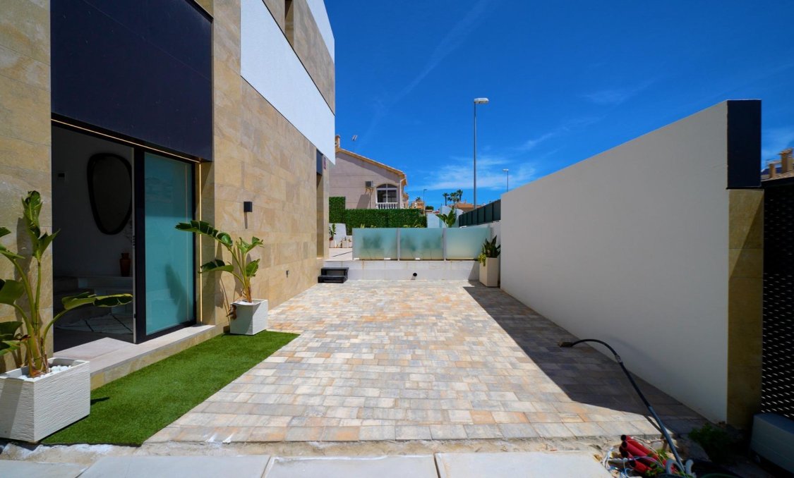 New Build - villa -
Orihuela Costa - Los Altos