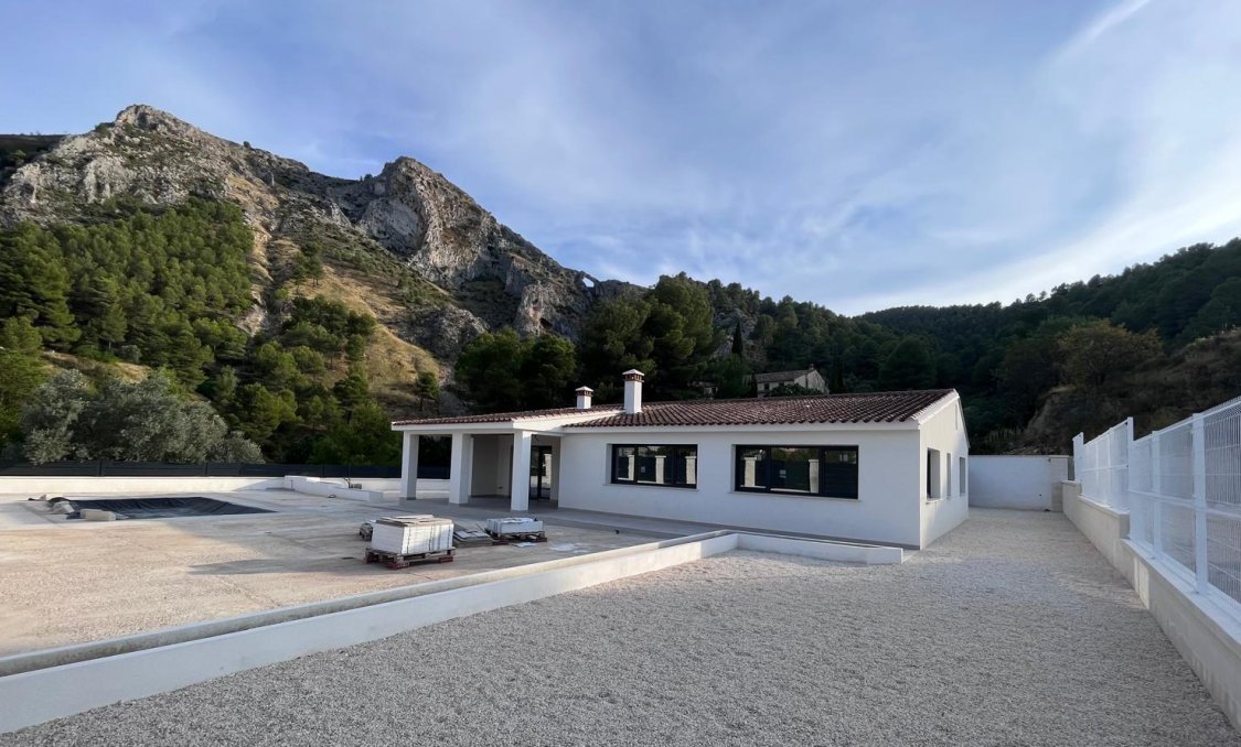 New Build - villa -
Penaguila - El Olivar
