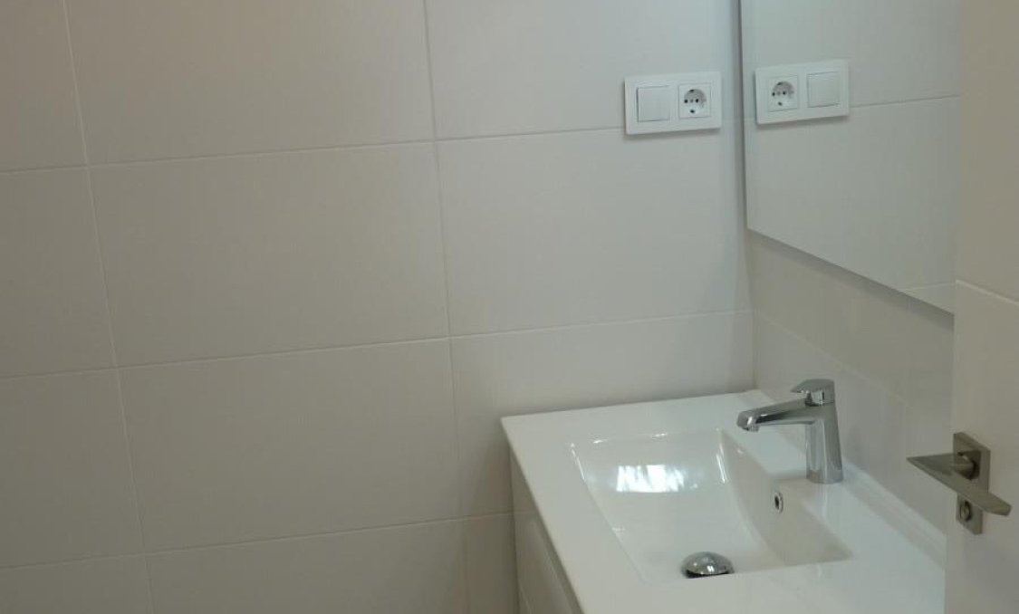 Nowy budynek - town house -
Pilar de la Horadada