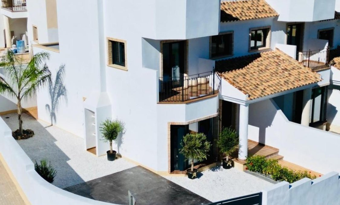 New Build - town house -
Cox - San Fernando