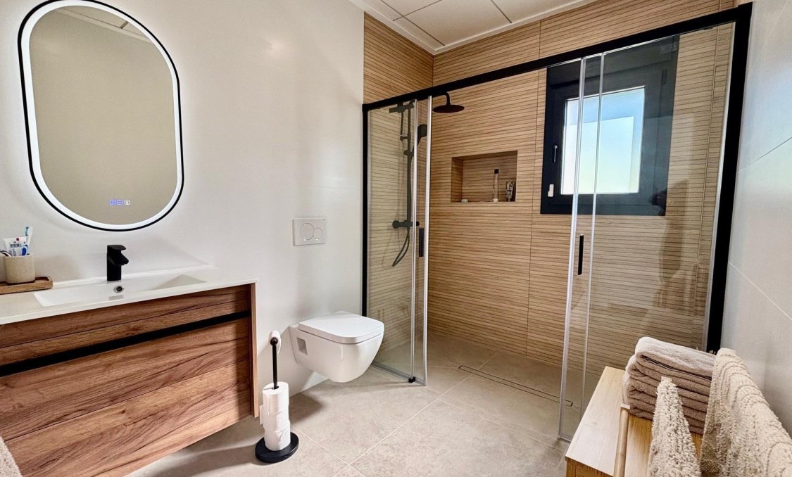 New Build - villa -
Rafal - polideportivo