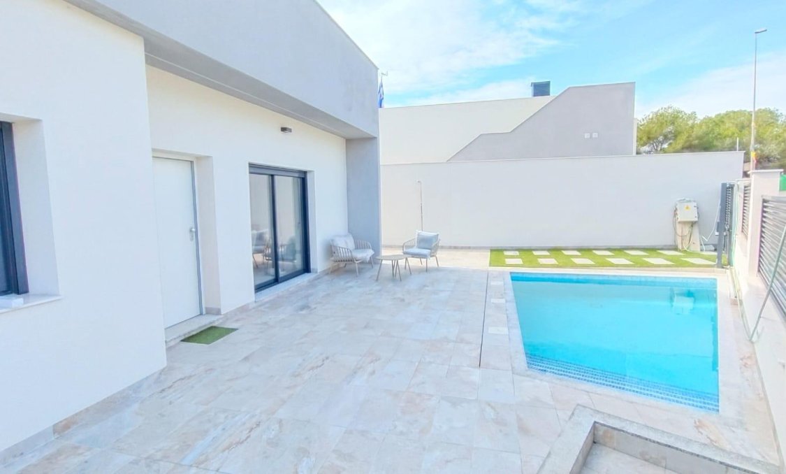 New Build - villa -
Pilar de la Horadada - Pinar de Campoverde